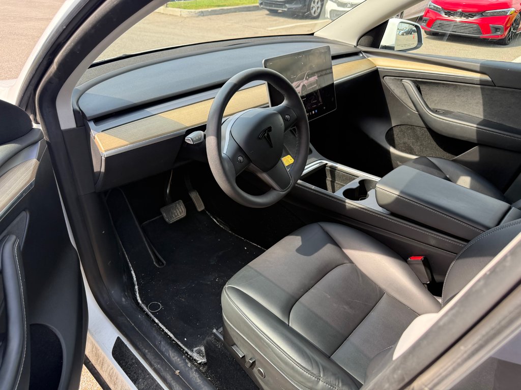 2023 Tesla Model Y STANDARD RANGE/RWD/UN PROPRIÉTAIRE in Lachenaie, Quebec - 10 - w1024h768px