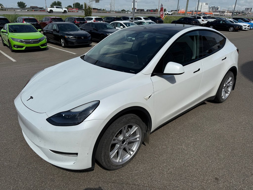 2023 Tesla Model Y STANDARD RANGE/RWD/UN PROPRIÉTAIRE in Lachenaie, Quebec - 1 - w1024h768px