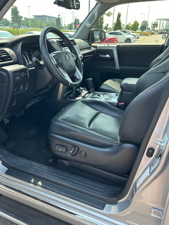 Toyota 4Runner Limited 2020 à Lachenaie, Québec - 7 - w1024h768px