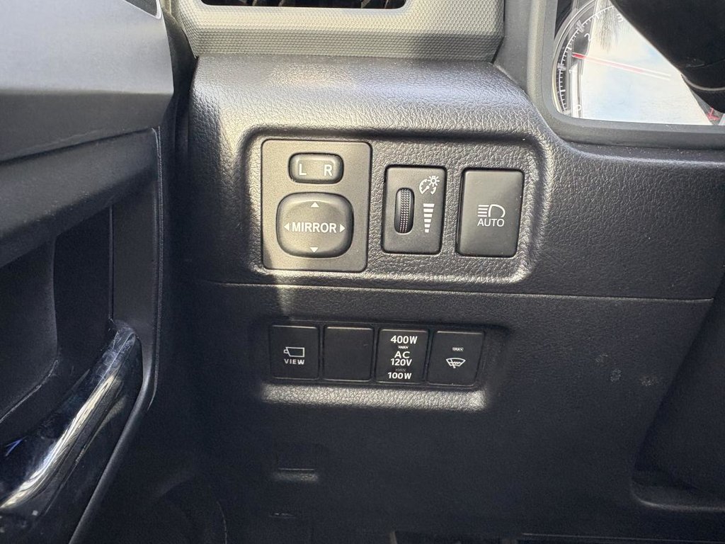 2023 Toyota 4Runner Limited 7 places TOUS LES ENTRETIENS CHEZ TOYOTA I CUIR I SIEGES CHAUFFANTS & VENTILES I CAMERA 360 in , Quebec - 14 - w1024h768px