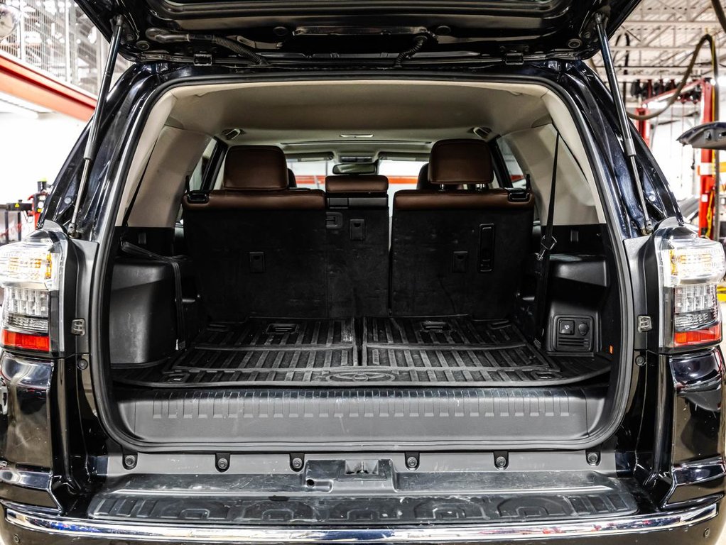 Toyota 4Runner Limited 7 places TOUS LES ENTRETIENS CHEZ TOYOTA I CUIR I SIEGES CHAUFFANTS & VENTILES I CAMERA 360 2023 à , Québec - 15 - w1024h768px