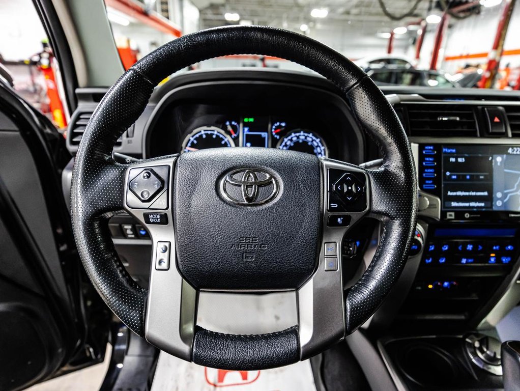 Toyota 4Runner Limited 7 places TOUS LES ENTRETIENS CHEZ TOYOTA I CUIR I SIEGES CHAUFFANTS & VENTILES I CAMERA 360 2023 à , Québec - 22 - w1024h768px