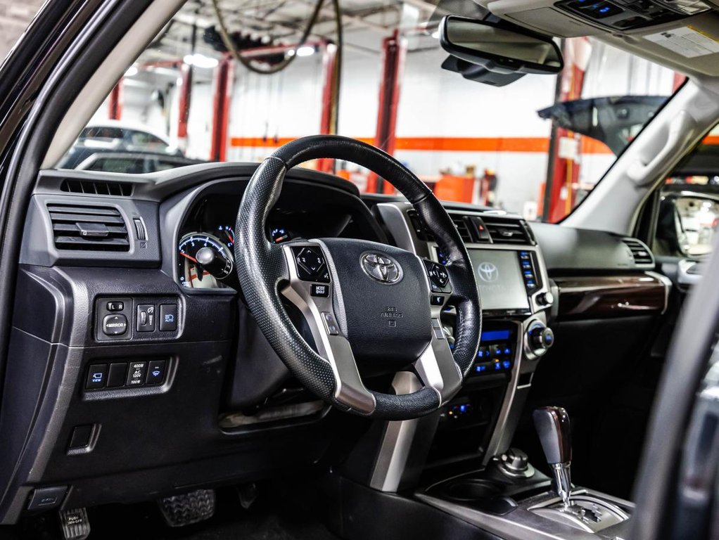 2023 Toyota 4Runner Limited 7 places TOUS LES ENTRETIENS CHEZ TOYOTA I CUIR I SIEGES CHAUFFANTS & VENTILES I CAMERA 360 in , Quebec - 20 - w1024h768px