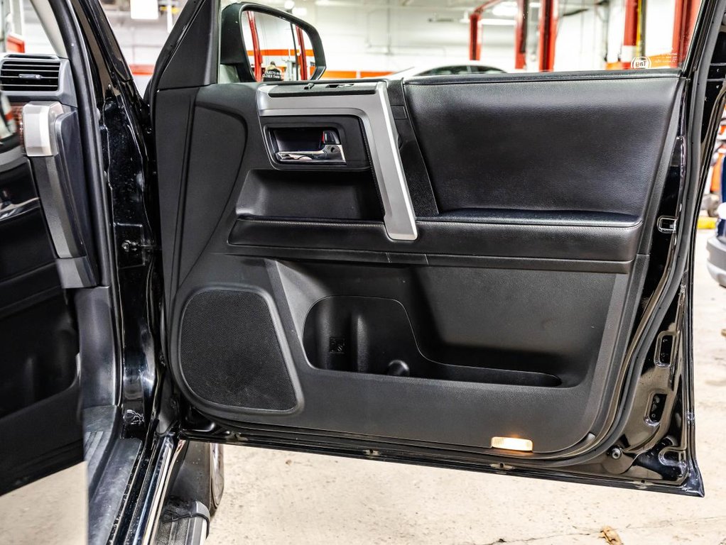 Toyota 4Runner Limited 7 places TOUS LES ENTRETIENS CHEZ TOYOTA I CUIR I SIEGES CHAUFFANTS & VENTILES I CAMERA 360 2023 à , Québec - 16 - w1024h768px