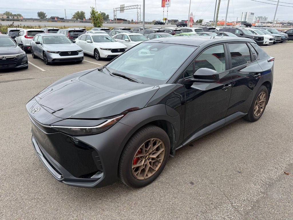 Toyota bZ4X LE/FWD/ 8 JANTES 8 PNEUS 2024 à Lachenaie, Québec - 1 - w1024h768px
