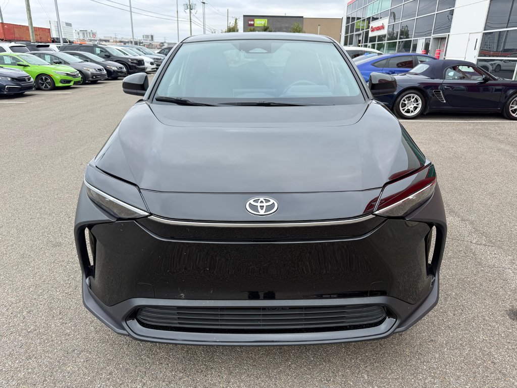 Toyota bZ4X LE/FWD/ 8 JANTES 8 PNEUS 2024 à Lachenaie, Québec - 9 - w1024h768px