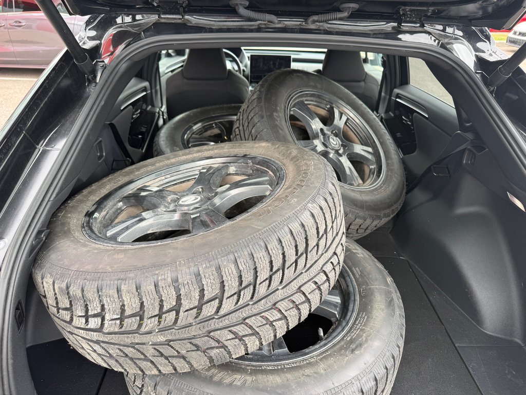 Toyota bZ4X LE/FWD/ 8 JANTES 8 PNEUS 2024 à Lachenaie, Québec - 13 - w1024h768px