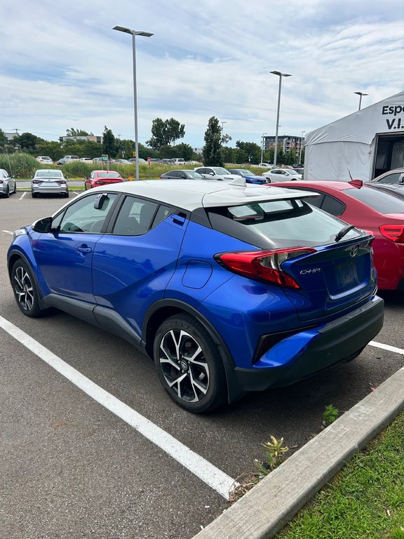 Toyota C-HR XLE 2018 à Lachenaie, Québec - 3 - w1024h768px