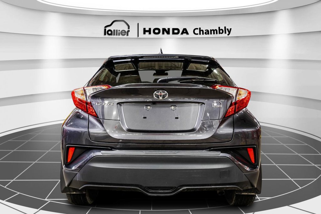 2021 Toyota C-HR LE I JAMAIS ACCIDENTÉ I CARPLAY I CAMERA I BLUETOOTH I SECURITE ACTIVE in , Quebec - 6 - w1024h768px