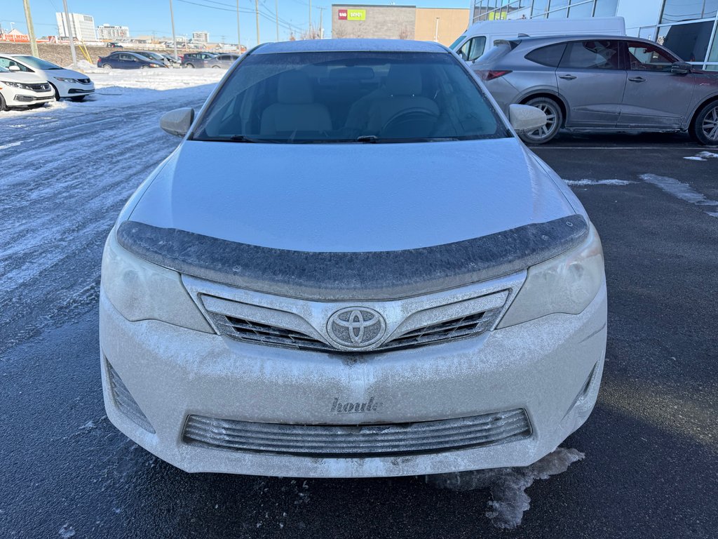 Toyota Camry UN VRAI BIJOU !!! 2013 à Montréal, Québec - 1 - w1024h768px