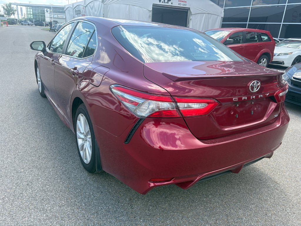 Toyota Camry SE 2018 à Lachenaie, Québec - 4 - w1024h768px
