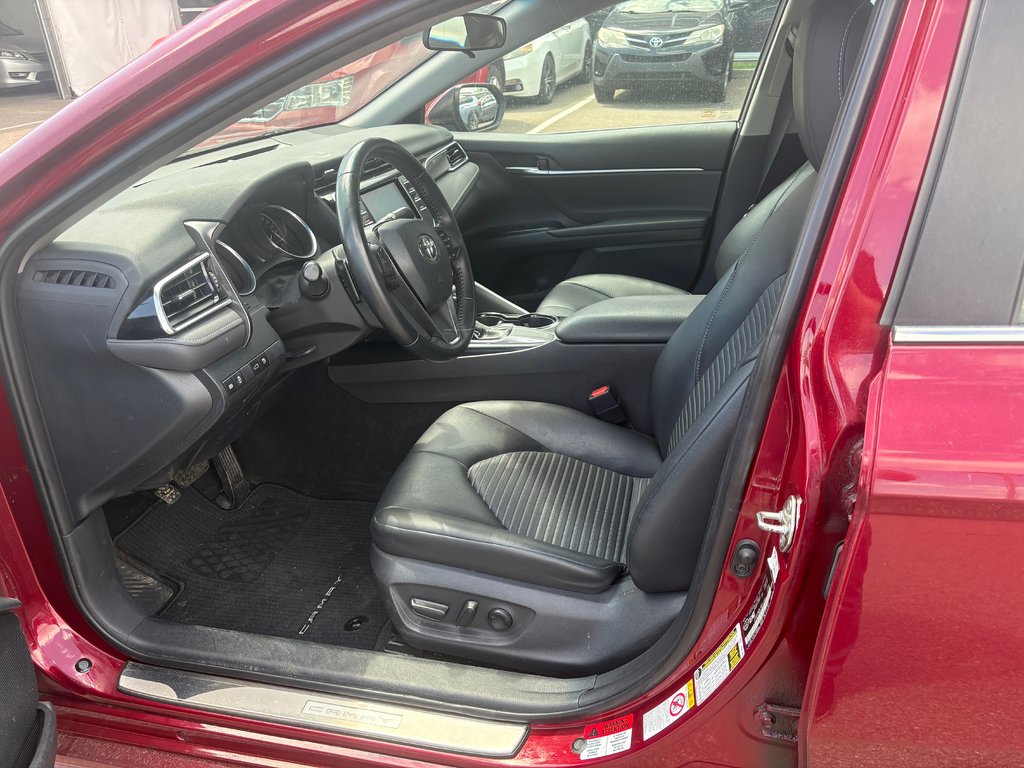 Toyota Camry SE 2018 à Lachenaie, Québec - 7 - w1024h768px