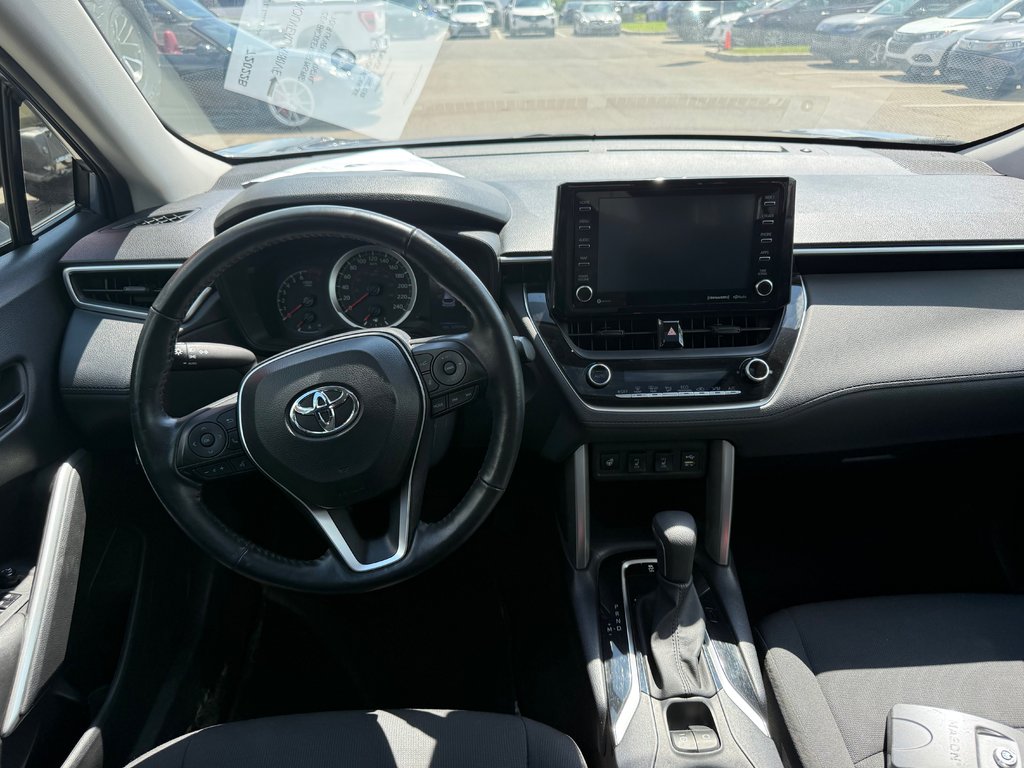 2022 Toyota Corolla Cross LE/AWD/UN PROPRIÉTAIRE/JAMAIS ACCIDENTÉ in Lachenaie, Quebec - 11 - w1024h768px