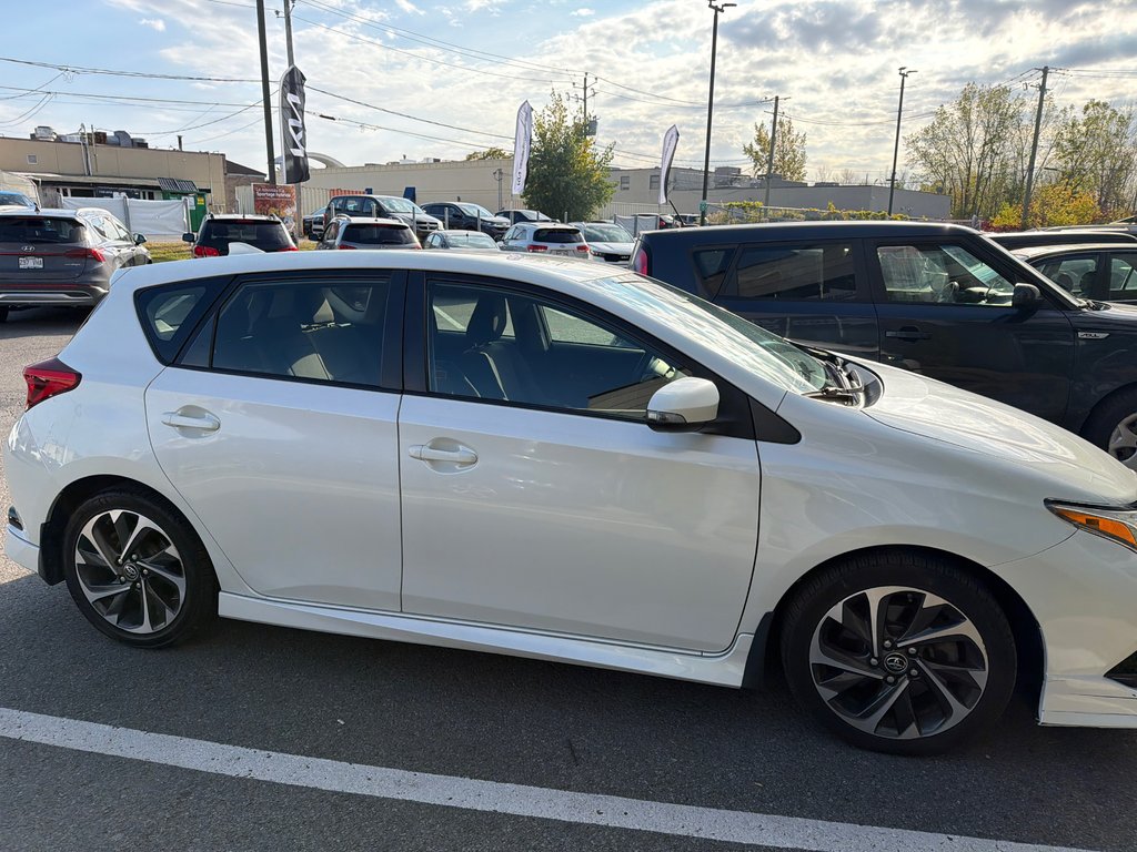Toyota Corolla iM  2018 à , Québec - 2 - w1024h768px