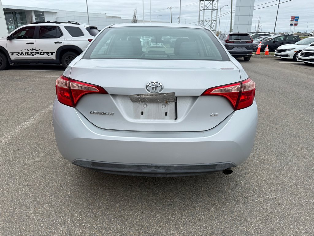 Toyota Corolla LE 2017 à Lachenaie, Québec - 3 - w1024h768px