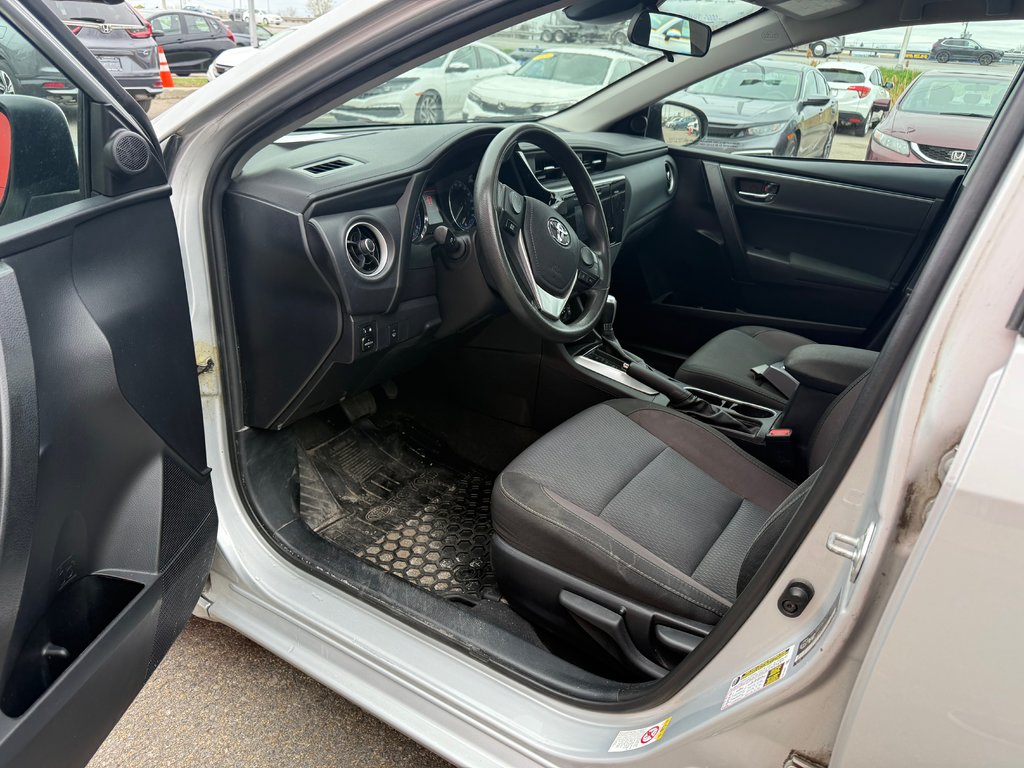 Toyota Corolla LE 2017 à Lachenaie, Québec - 7 - w1024h768px