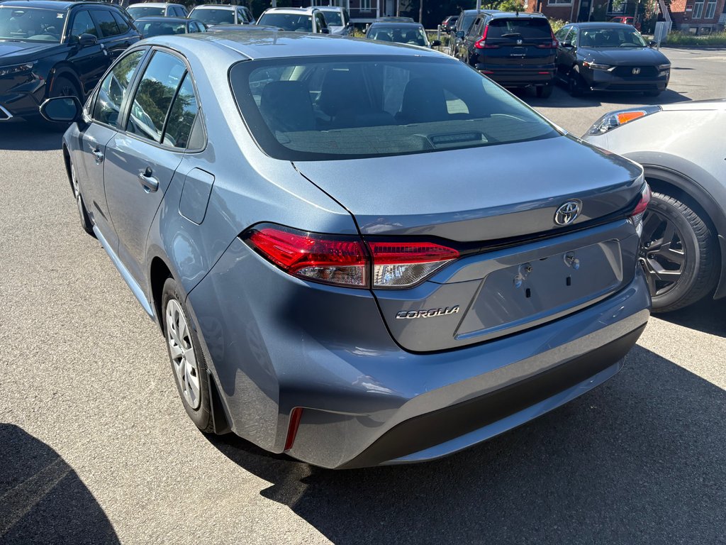 2021 Toyota Corolla LE in Montréal, Quebec - 4 - w1024h768px