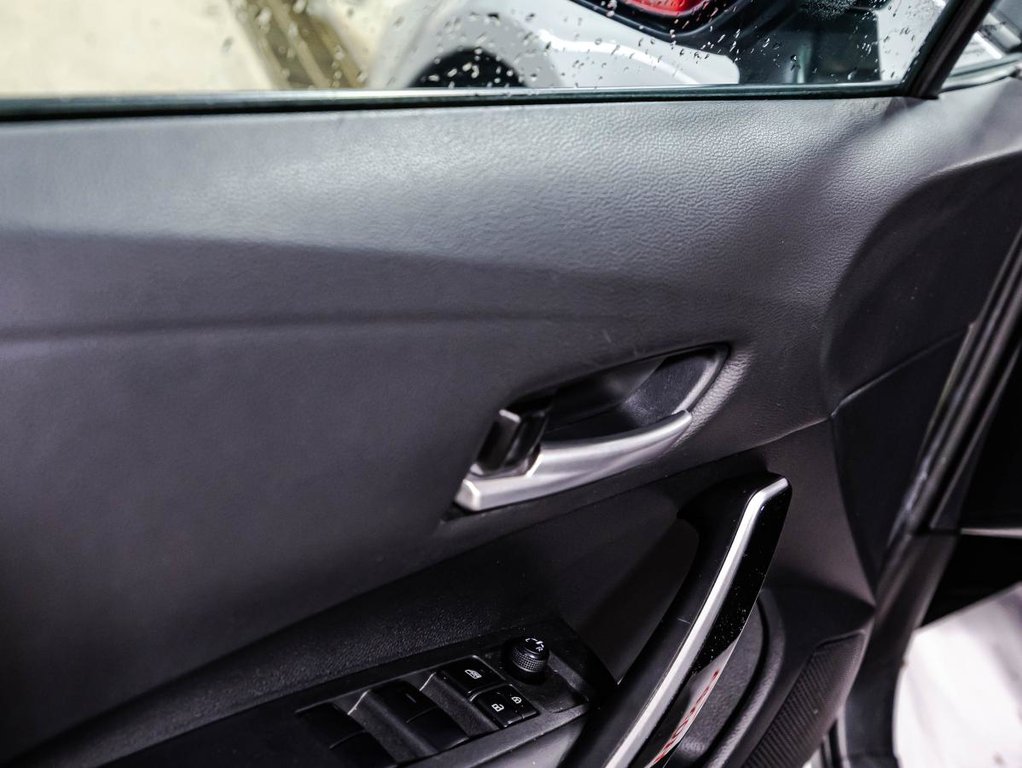 2022 Toyota Corolla XSE 1 PROPRIO I JAMAIS ACCIDENTÉ I MAGS I TOIT OUVRANT I SIEGES CHAUFFANTS I CARPLAY I in , Quebec - 11 - w1024h768px