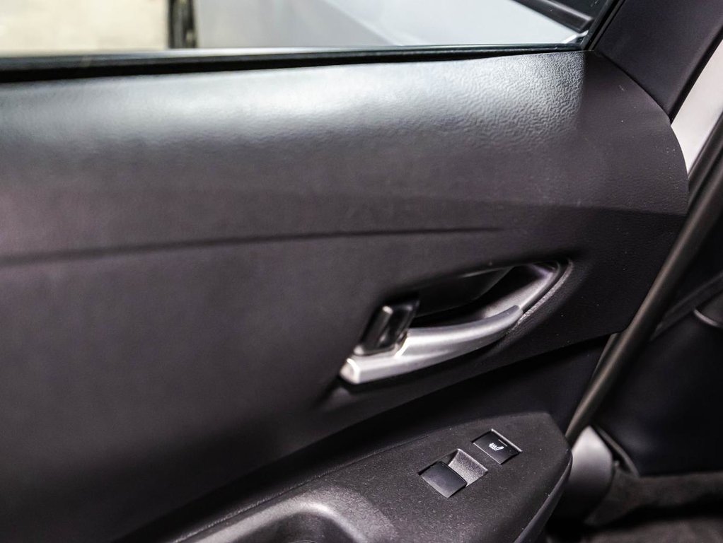 2022 Toyota Corolla XSE 1 PROPRIO I JAMAIS ACCIDENTÉ I MAGS I TOIT OUVRANT I SIEGES CHAUFFANTS I CARPLAY I in , Quebec - 12 - w1024h768px