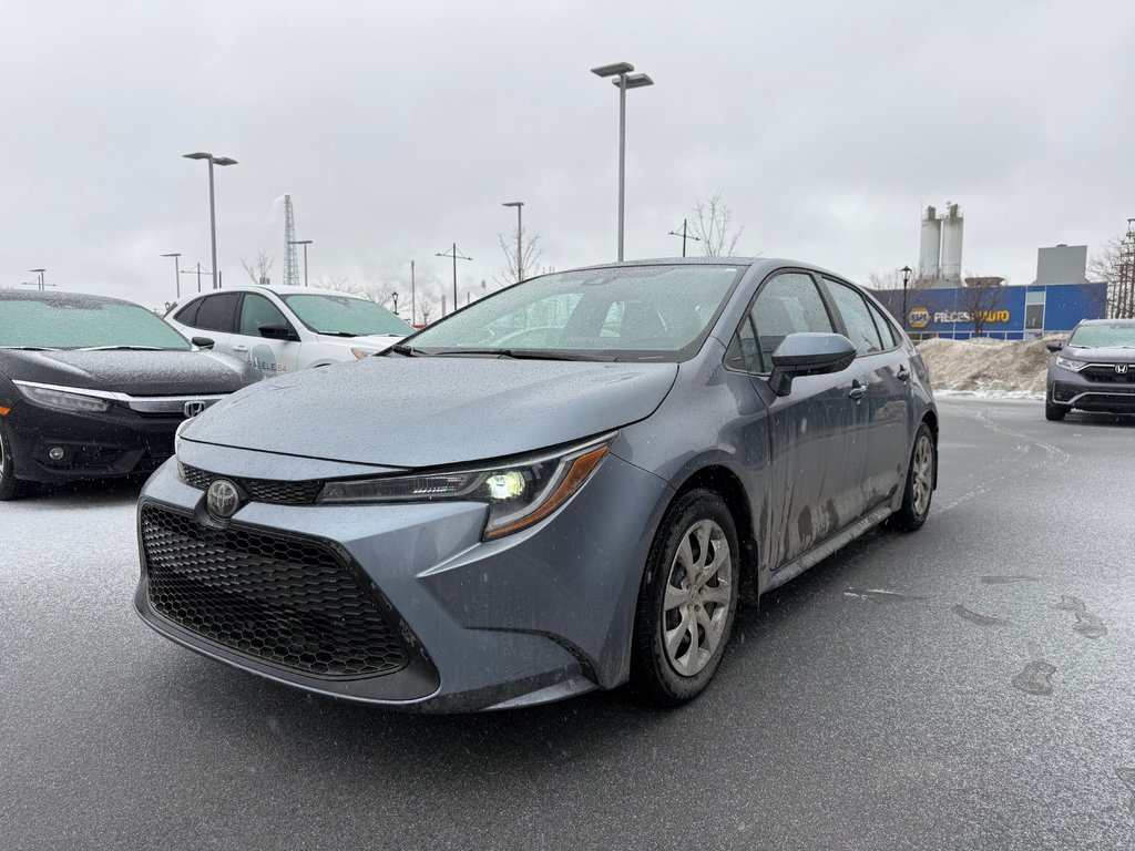 Toyota Corolla LE 2022 à Montréal, Québec - 1 - w1024h768px