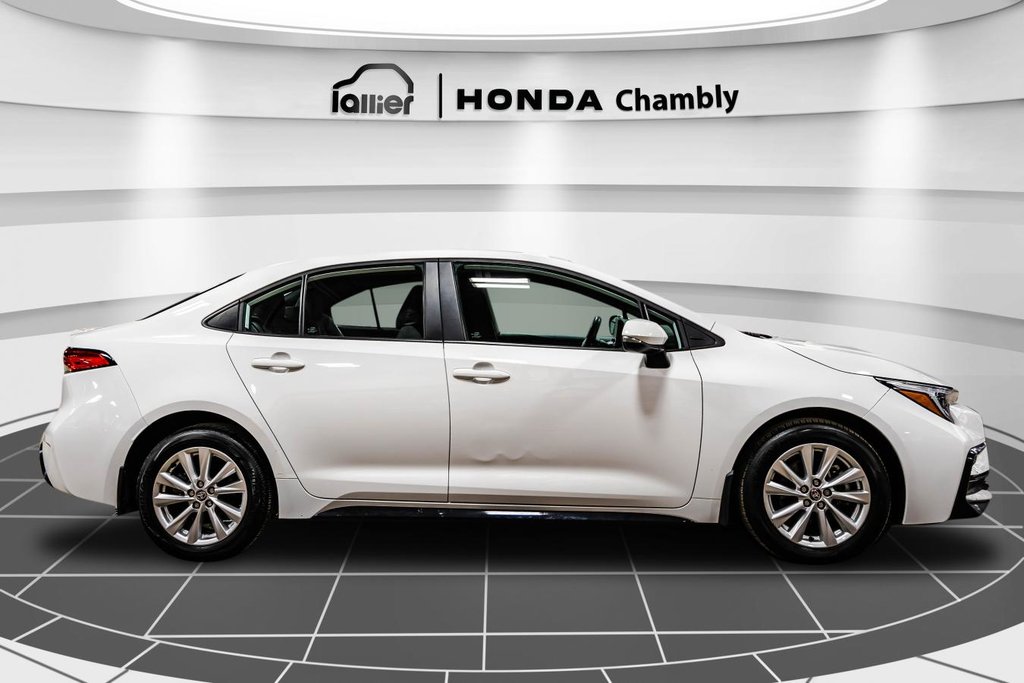 2023 Toyota Corolla SE AUTOMATIQUE 1 PROPRIO JAMAIS ACCIDENTÉ in , Quebec - 8 - w1024h768px