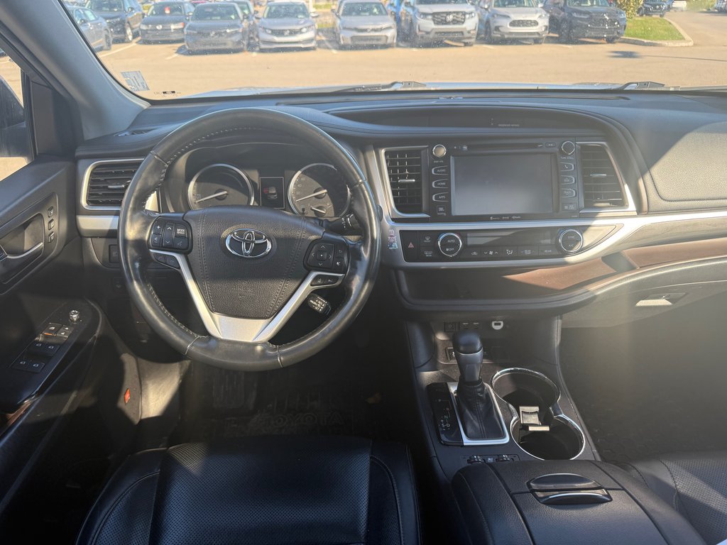 2019 Toyota Highlander Hybrid Limited/JAMAIS ACCIDENTÉ in Lachenaie, Quebec - 10 - w1024h768px