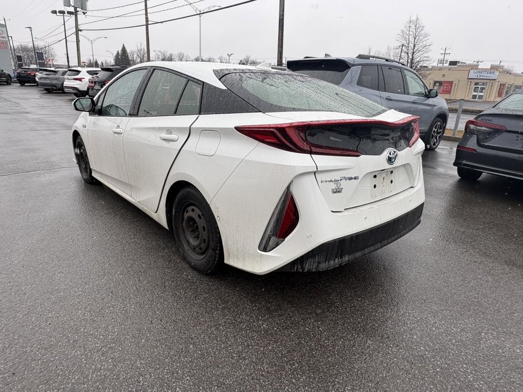 Toyota Prius Prime Hayon 5 portes Technology I 8 PNEUS I  CUIR I GRAND ECRAN I VOLANT CHAUFFANT I SECURITE ACTIVE 2017 à Montréal, Québec - 4 - w1024h768px