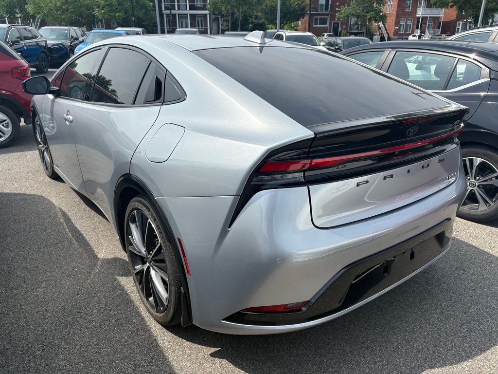 2024 Toyota Prius XLE in Montréal, Quebec - 4 - w1024h768px