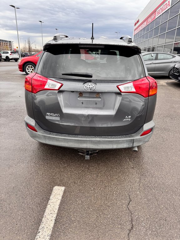 2013 Toyota RAV4 LE in Lachenaie, Quebec - 4 - w1024h768px