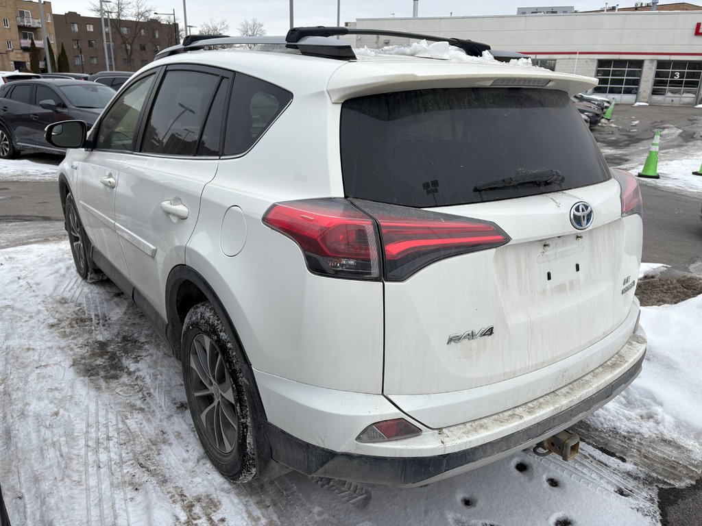 2018 Toyota RAV4 HYBRID LE+ in Montréal, Quebec - 4 - w1024h768px