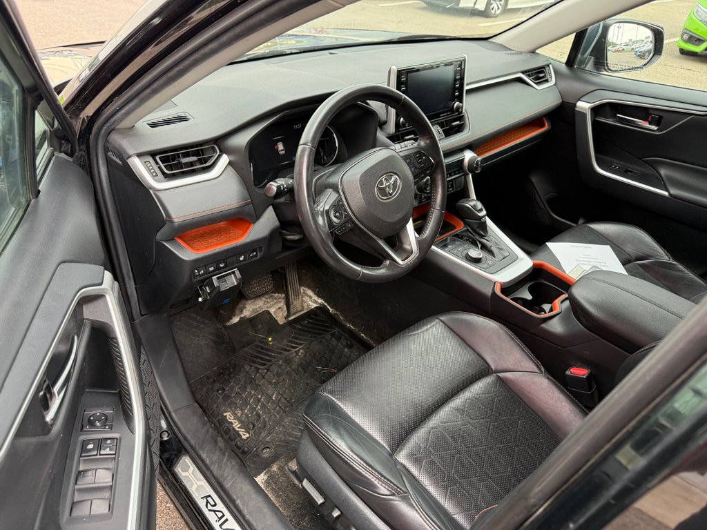 2019 Toyota RAV4 Trail/TRÈS RARE/UN PROPRIÉTAIRE in Lachenaie, Quebec - 9 - w1024h768px