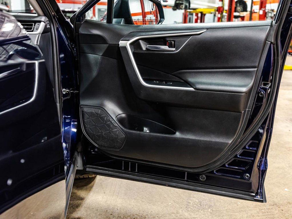 2020 Toyota RAV4 XLE TI in , Quebec - 17 - w1024h768px