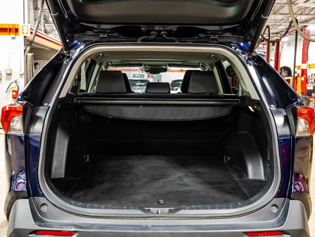 2020 Toyota RAV4 XLE TI in , Quebec - 16 - w1024h768px