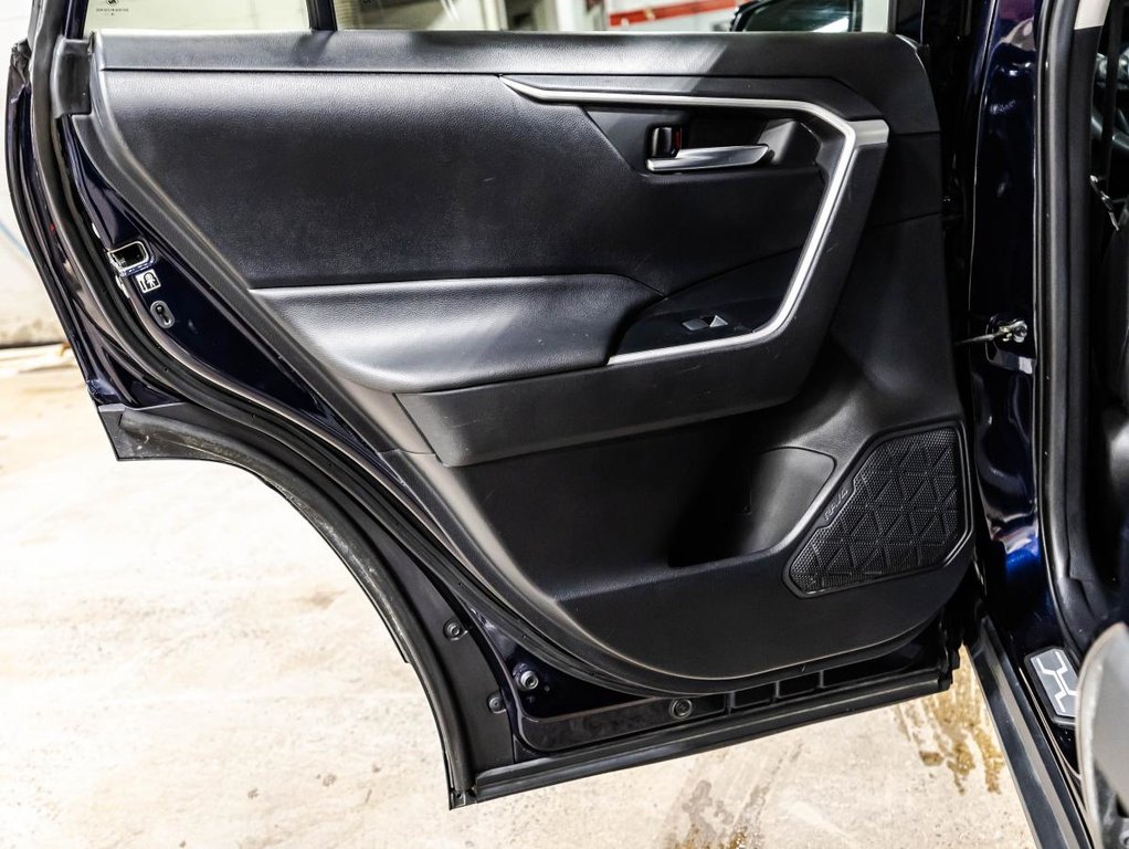 2020 Toyota RAV4 XLE TI in , Quebec - 12 - w1024h768px