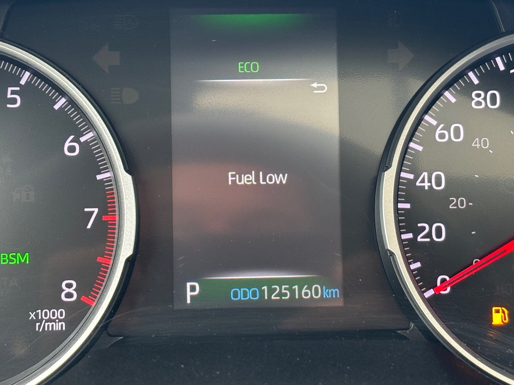 2021 Toyota RAV4 XLE in Montréal, Quebec - 5 - w1024h768px