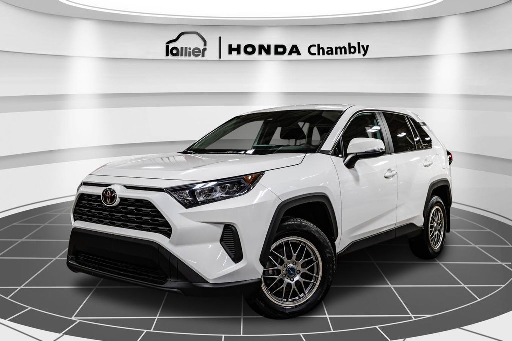 Toyota RAV4 LE AWD MAGS I CARPLAY I SIEGES CHAUFFANTS I CAMERA I SECURITE ACTIVE 2022 à , Québec - 1 - w1024h768px