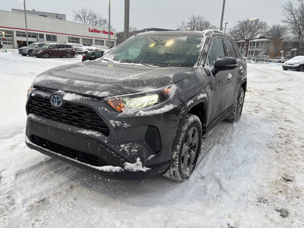 Toyota RAV4 LE HYBRID 2023 à Montréal, Québec - 2 - w1024h768px