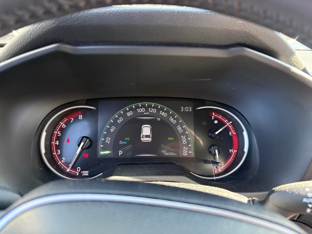 2023 Toyota RAV4 Trail in Montreal, Quebec - 5 - w1024h768px