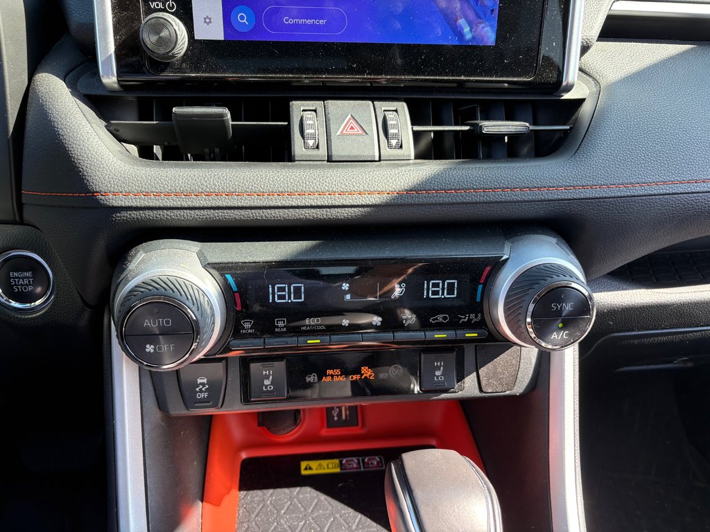2023 Toyota RAV4 Trail in Montreal, Quebec - 6 - w1024h768px