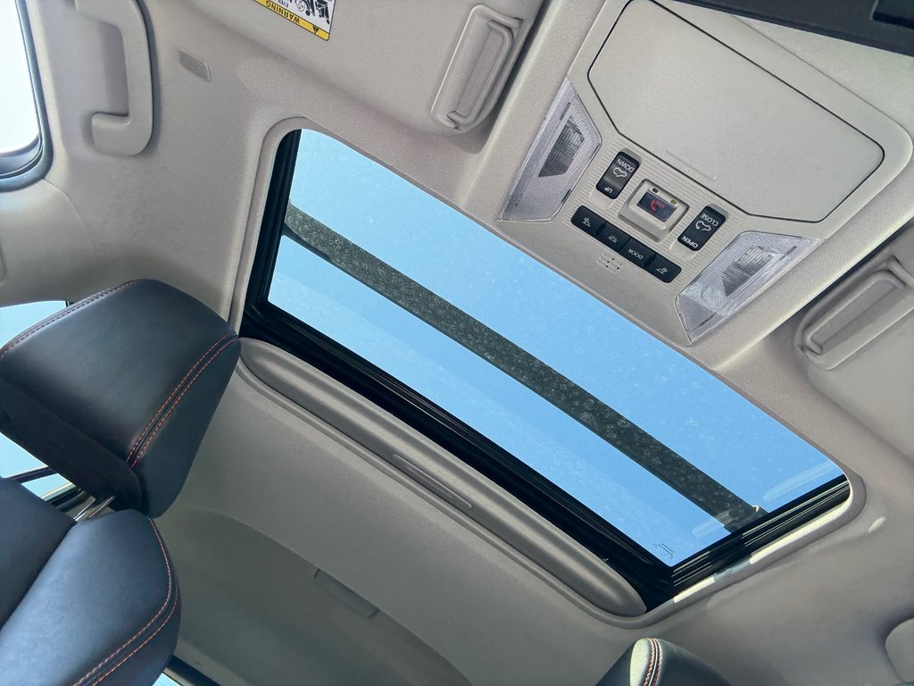 2023 Toyota RAV4 Trail in Montreal, Quebec - 10 - w1024h768px