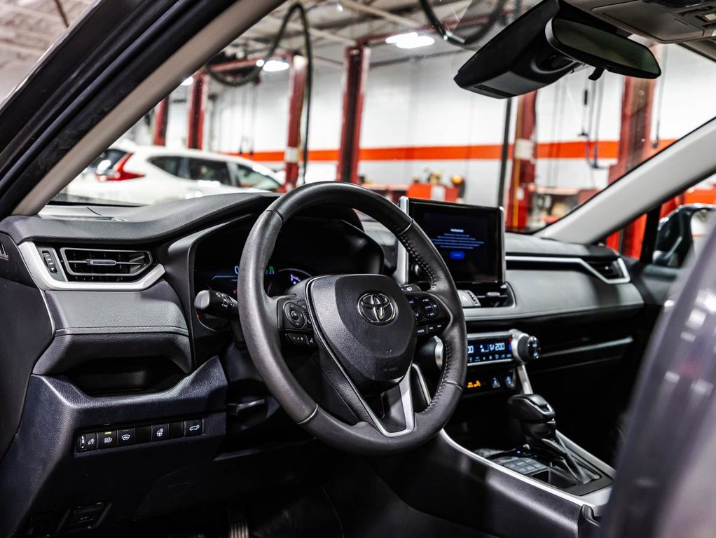 Toyota RAV4 XLE PREMIUM 1 PROPRIO I TOIT OUVRANT I SIEGES CHAUFFANTS I MAGS I  VOLANT CHAUFFANTS I 2023 à , Québec - 21 - w1024h768px