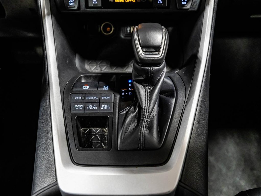 Toyota RAV4 XLE PREMIUM 1 PROPRIO I TOIT OUVRANT I SIEGES CHAUFFANTS I MAGS I  VOLANT CHAUFFANTS I 2023 à , Québec - 26 - w1024h768px