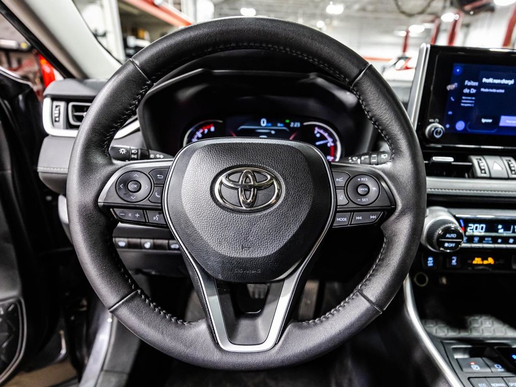 Toyota RAV4 XLE PREMIUM 1 PROPRIO I TOIT OUVRANT I SIEGES CHAUFFANTS I MAGS I  VOLANT CHAUFFANTS I 2023 à , Québec - 23 - w1024h768px