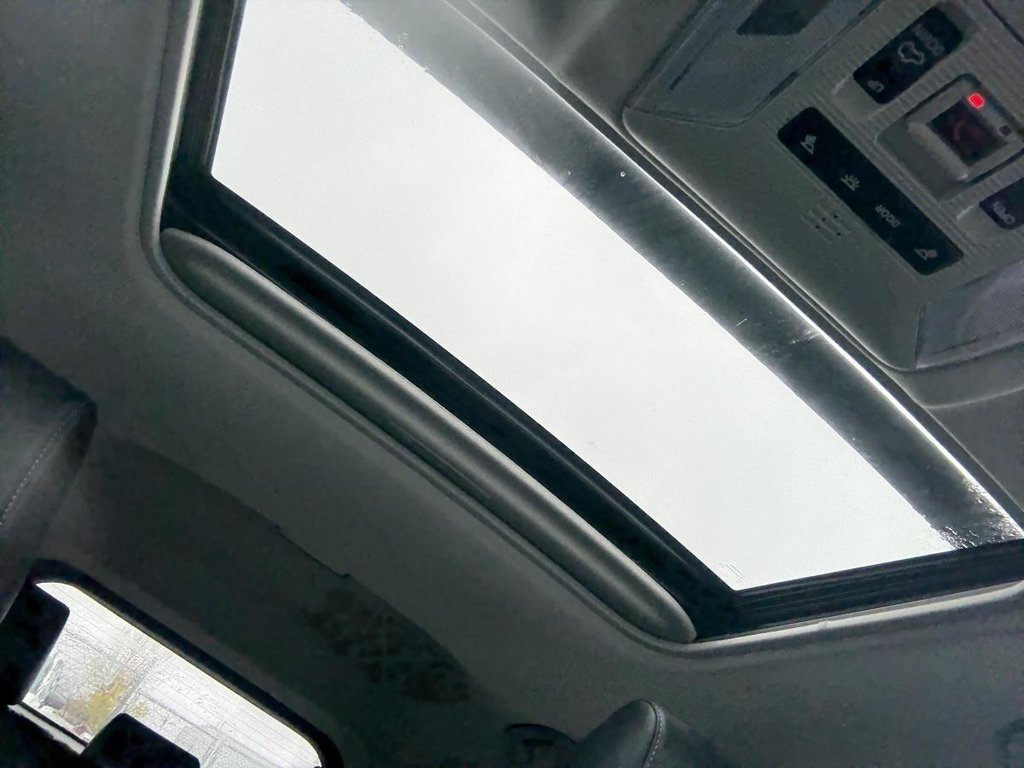 Toyota RAV4 XLE PREMIUM 1 PROPRIO I TOIT OUVRANT I SIEGES CHAUFFANTS I MAGS I  VOLANT CHAUFFANTS I 2023 à , Québec - 7 - w1024h768px