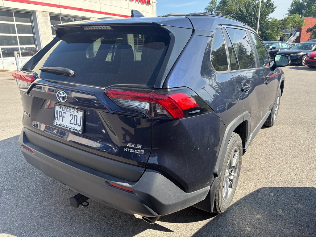 Toyota RAV4 Hybrid XLE 2024 à Montréal, Québec - 3 - w1024h768px