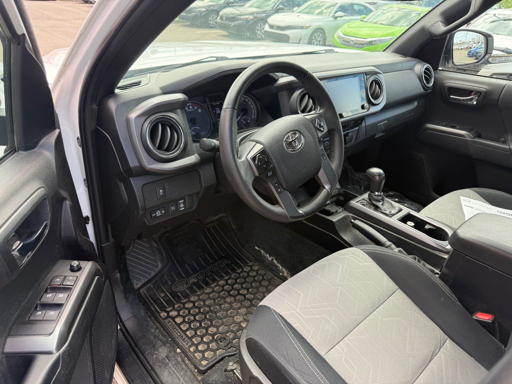 Toyota Tacoma TRD OFF ROAD/DOUBLE CAB 4X4 2023 à Lachenaie, Québec - 9 - w1024h768px