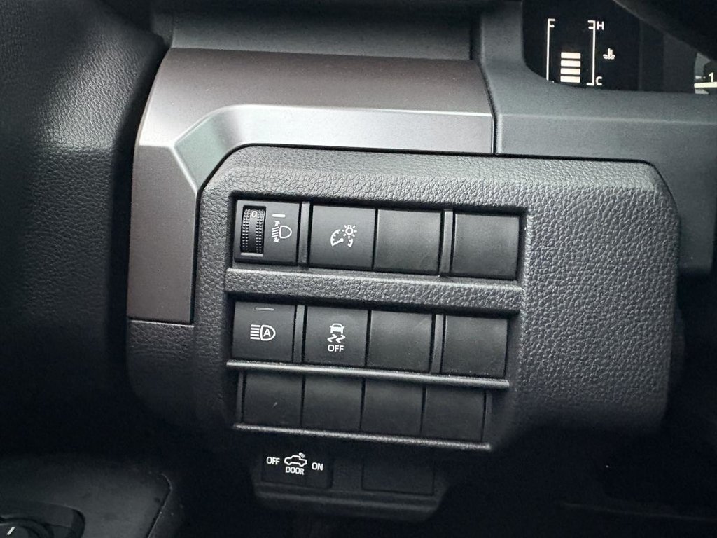 2024 Toyota Tacoma Double Cab 4x4 SR5 JAMAIS ACCIDENTÉ  CARPLAY I SIEGES CHAUFFANTS I CAMERA I BLUETOOTH I SECURITE AC in , Quebec - 11 - w1024h768px