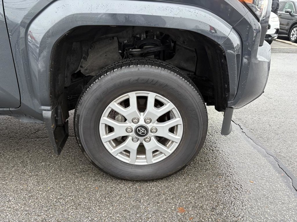 2024 Toyota Tacoma Double Cab 4x4 SR5 JAMAIS ACCIDENTÉ  CARPLAY I SIEGES CHAUFFANTS I CAMERA I BLUETOOTH I SECURITE AC in , Quebec - 6 - w1024h768px