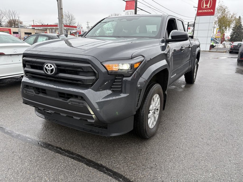 2024 Toyota Tacoma Double Cab 4x4 SR5 JAMAIS ACCIDENTÉ  CARPLAY I SIEGES CHAUFFANTS I CAMERA I BLUETOOTH I SECURITE AC in , Quebec - 4 - w1024h768px