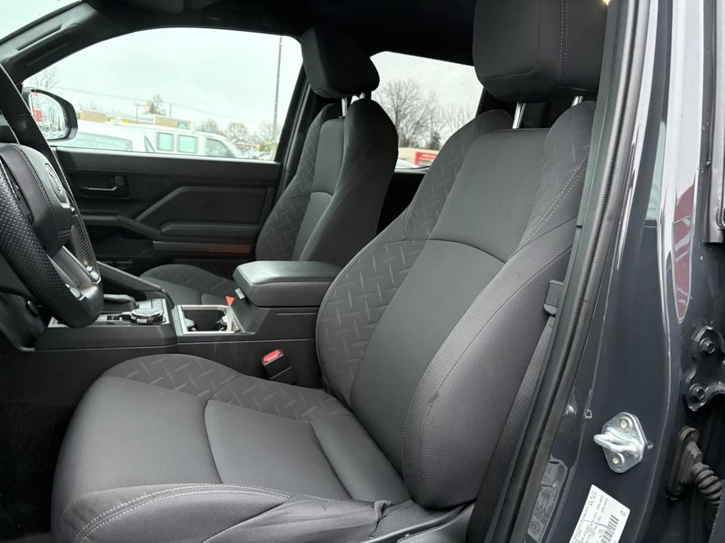 2024 Toyota Tacoma Double Cab 4x4 SR5 JAMAIS ACCIDENTÉ  CARPLAY I SIEGES CHAUFFANTS I CAMERA I BLUETOOTH I SECURITE AC in , Quebec - 8 - w1024h768px